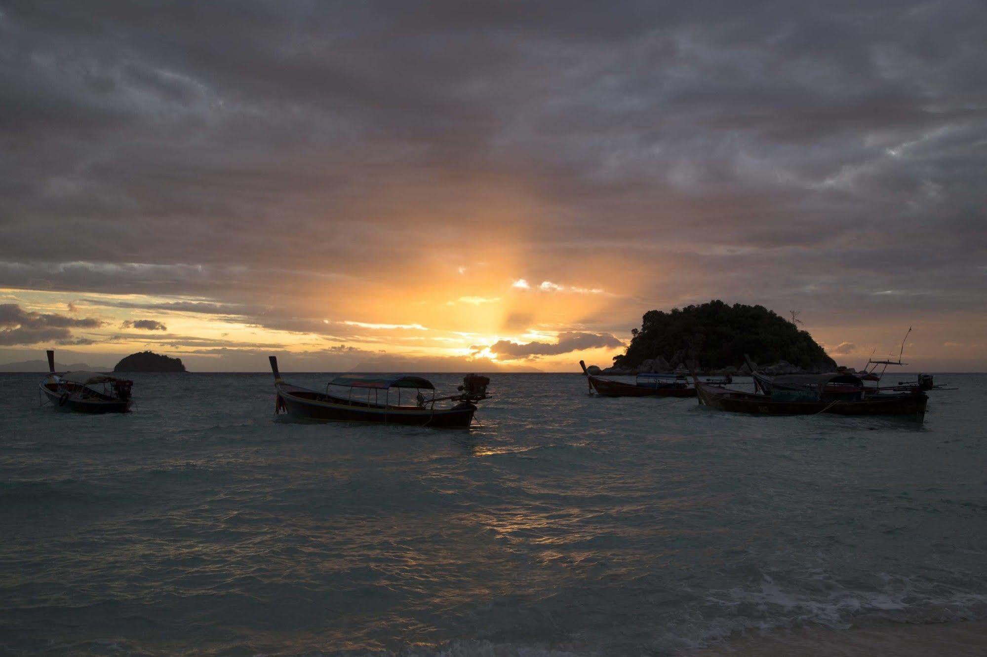 Mali Resort Sunrise Beach Koh Lipe Luaran gambar